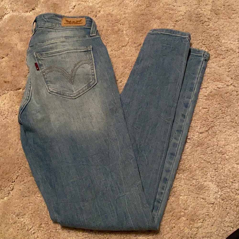 Women’s skinny jeans